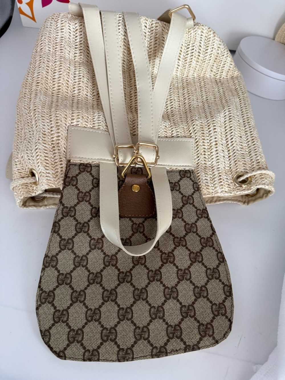 Backpack - Picture 6 of 7